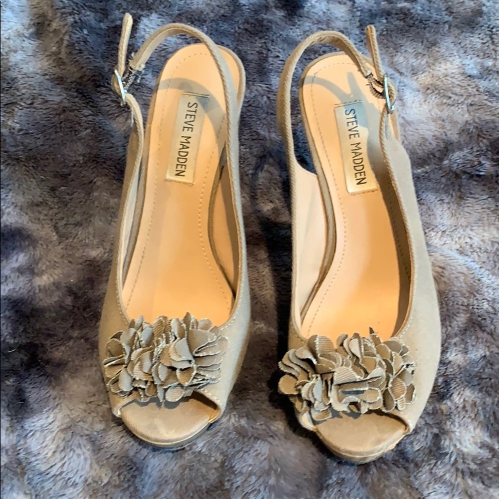 Steve Madden wedges